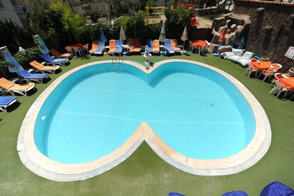 Og-Erim Hotel Κουσάντασι Εξωτερικό φωτογραφία